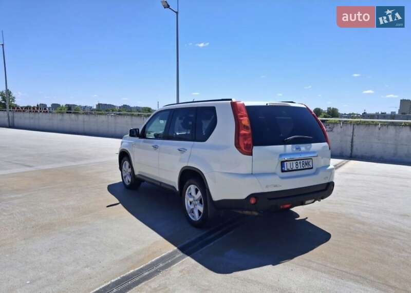 Внедорожник / Кроссовер Nissan X-Trail 2001 в Днепре