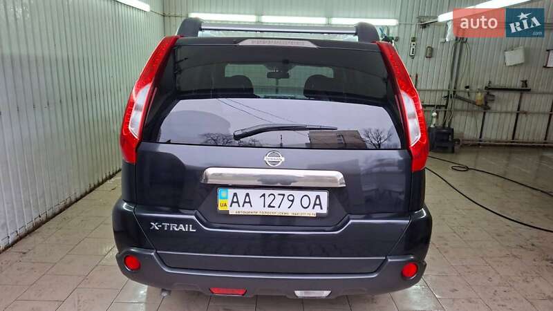 Внедорожник / Кроссовер Nissan X-Trail 2013 в Киеве фото 4 Внедорожник / Кроссовер Nissan X-Trail 2013 в Киеве