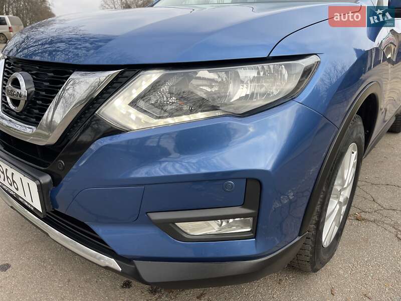 Позашляховик / Кросовер Nissan X-Trail 2017 в Києві