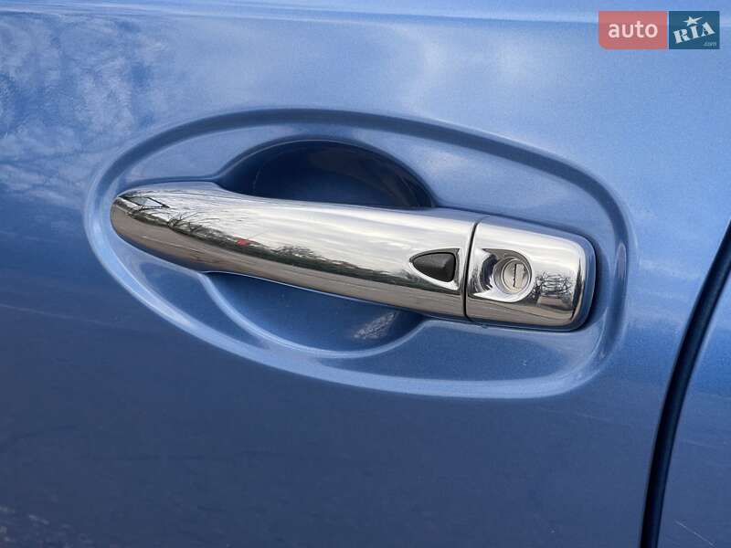 Позашляховик / Кросовер Nissan X-Trail 2017 в Києві