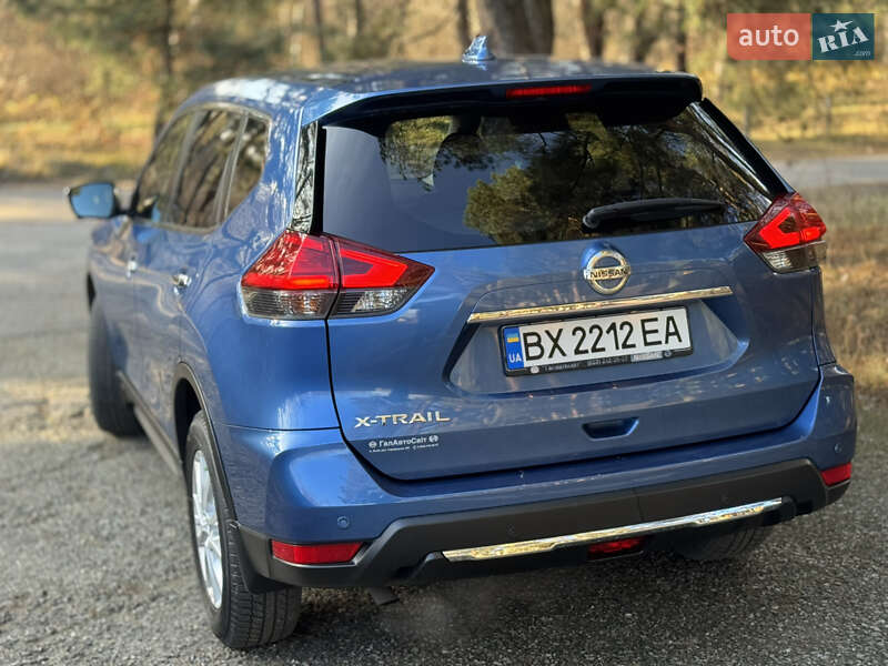 Позашляховик / Кросовер Nissan X-Trail 2017 в Києві