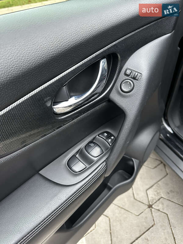 Внедорожник / Кроссовер Nissan X-Trail 2015 в Тернополе фото 113 Внедорожник / Кроссовер Nissan X-Trail 2015 в Тернополе