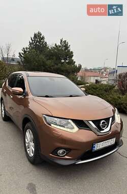 Внедорожник / Кроссовер Nissan X-Trail 2016 в Полтаве