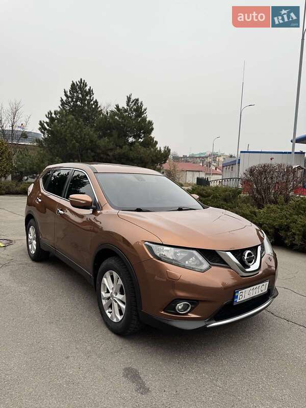 Внедорожник / Кроссовер Nissan X-Trail 2016 в Полтаве фото 3 Внедорожник / Кроссовер Nissan X-Trail 2016 в Полтаве