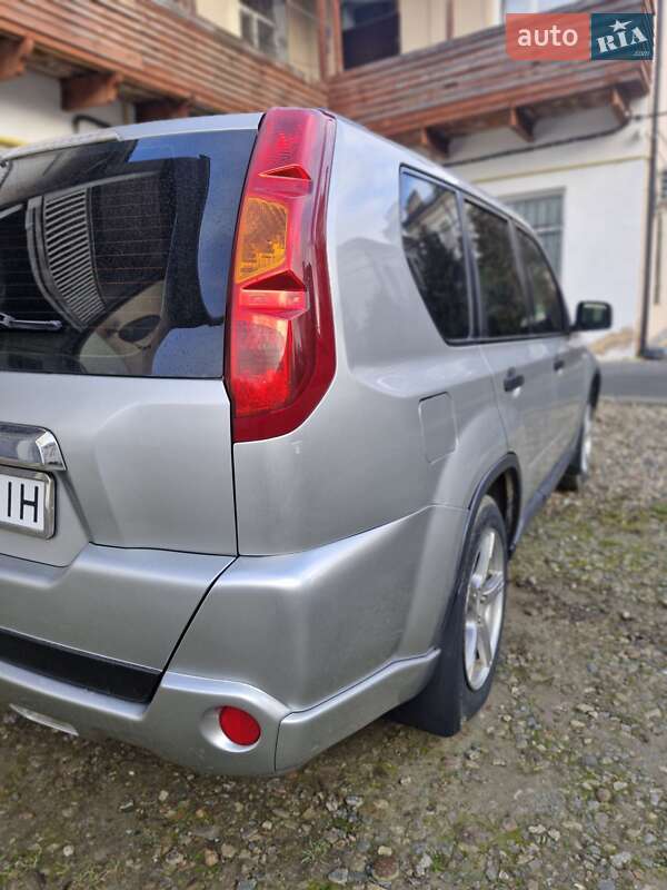 Позашляховик / Кросовер Nissan X-Trail 2008 в Івано-Франківську