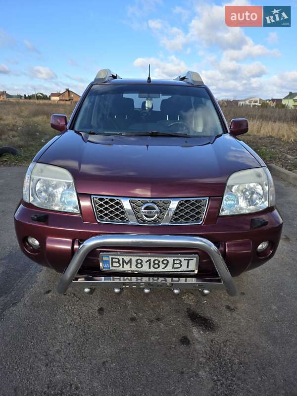 Внедорожник / Кроссовер Nissan X-Trail 2006 в Сумах