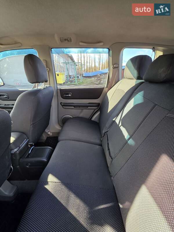 Внедорожник / Кроссовер Nissan X-Trail 2006 в Сумах