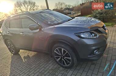 Позашляховик / Кросовер Nissan X-Trail 2015 в Луцьку