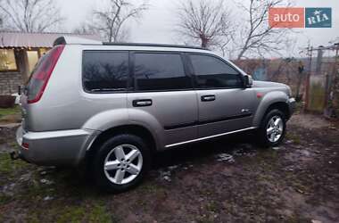 Внедорожник / Кроссовер Nissan X-Trail 2003 в Чигирине