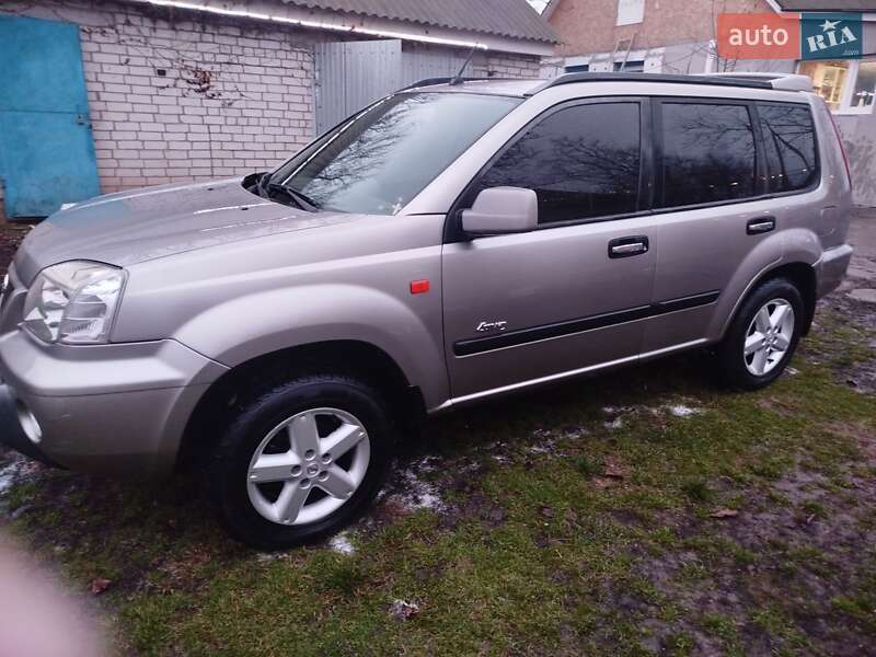 Позашляховик / Кросовер Nissan X-Trail 2003 в Чигирину