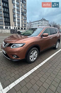 Внедорожник / Кроссовер Nissan X-Trail 2017 в Львове