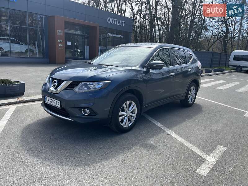 Позашляховик / Кросовер Nissan X-Trail 2017 в Києві