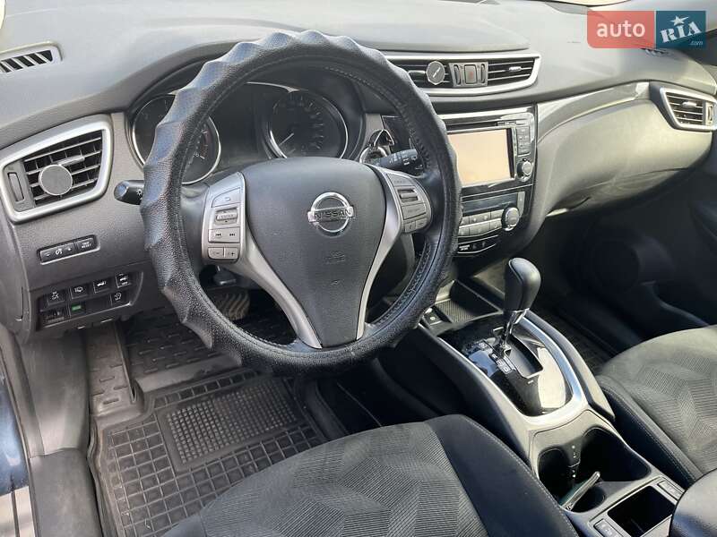 Позашляховик / Кросовер Nissan X-Trail 2017 в Києві