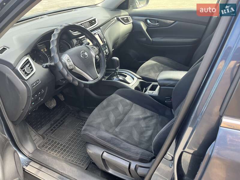 Позашляховик / Кросовер Nissan X-Trail 2017 в Києві