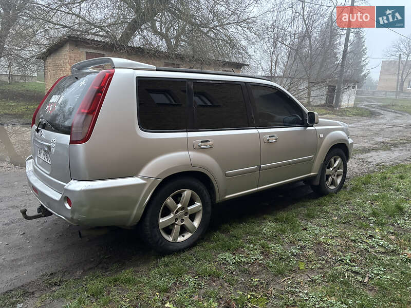 Позашляховик / Кросовер Nissan X-Trail 2006 в Кропивницькому