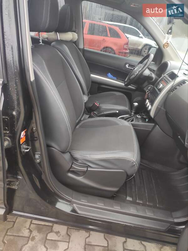 Внедорожник / Кроссовер Nissan X-Trail 2010 в Ужгороде