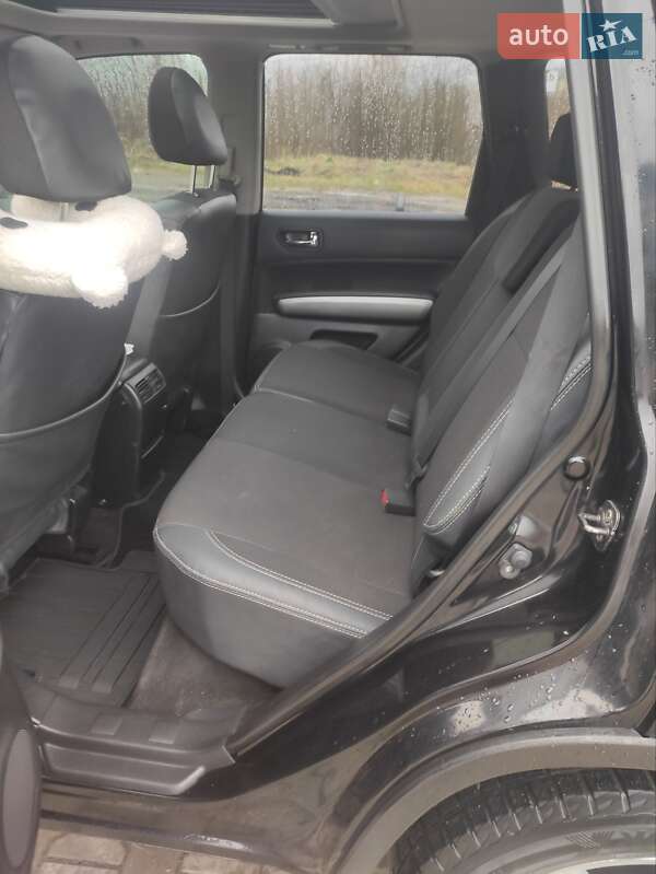 Внедорожник / Кроссовер Nissan X-Trail 2010 в Ужгороде