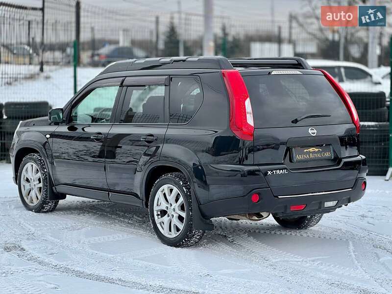 Позашляховик / Кросовер Nissan X-Trail 2011 в Києві