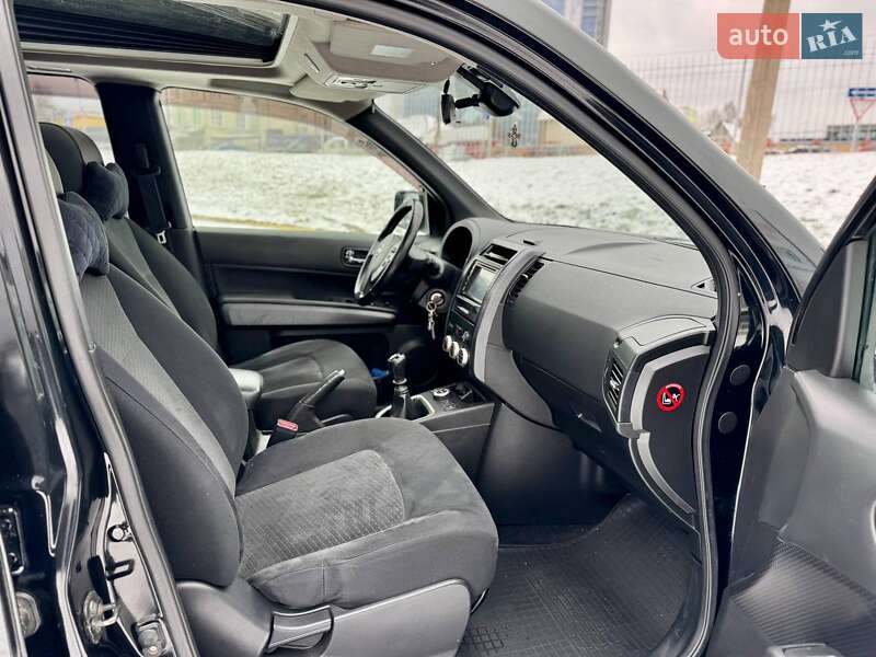 Позашляховик / Кросовер Nissan X-Trail 2011 в Києві