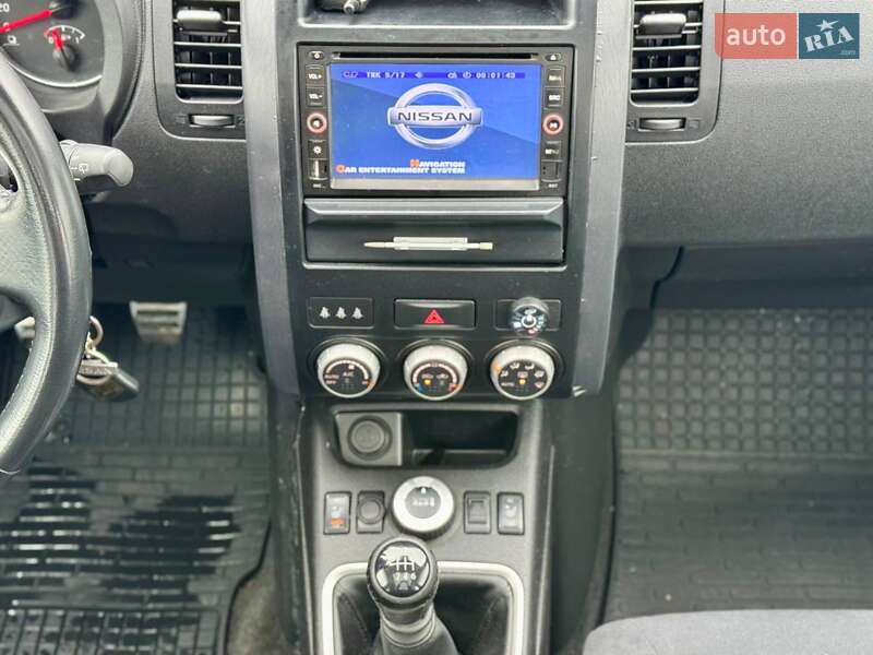 Позашляховик / Кросовер Nissan X-Trail 2011 в Києві