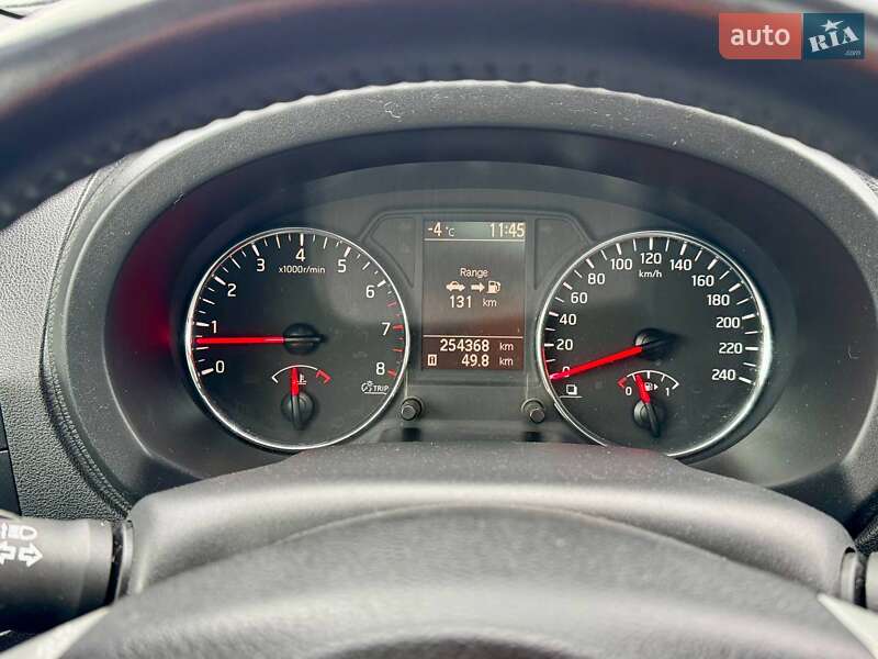 Позашляховик / Кросовер Nissan X-Trail 2011 в Києві