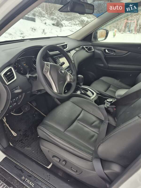 Позашляховик / Кросовер Nissan X-Trail 2014 в Хоролі