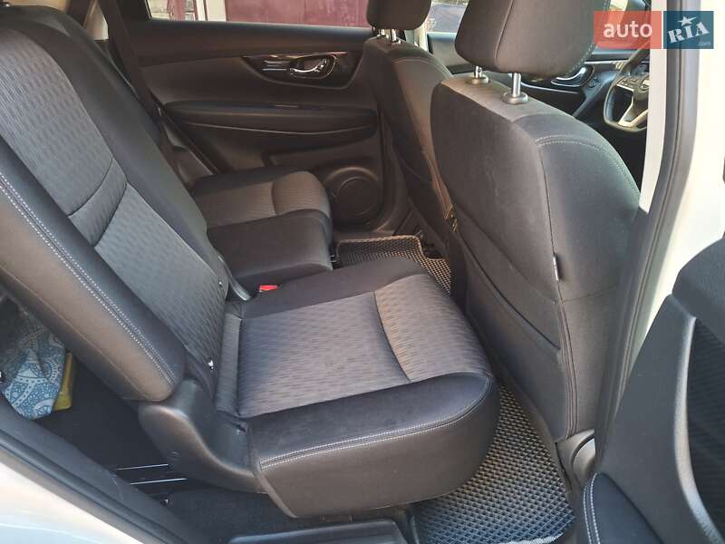 Внедорожник / Кроссовер Nissan X-Trail 2018 в Хмельницком фото 17 Внедорожник / Кроссовер Nissan X-Trail 2018 в Хмельницком