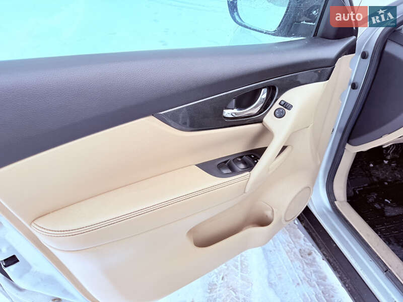 Позашляховик / Кросовер Nissan X-Trail 2014 в Харкові