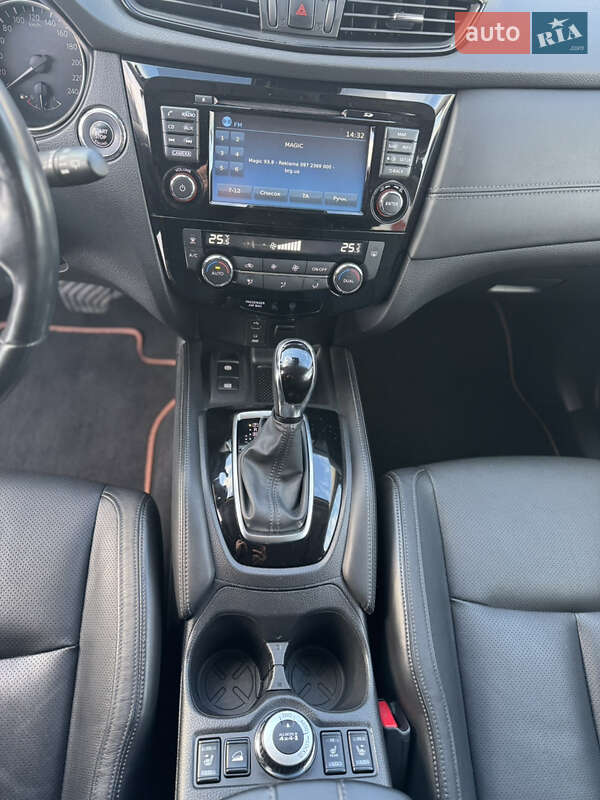 Позашляховик / Кросовер Nissan X-Trail 2018 в Києві