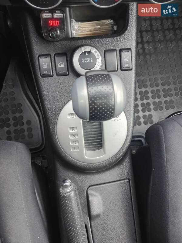 Внедорожник / Кроссовер Nissan X-Trail 2011 в Староконстантинове