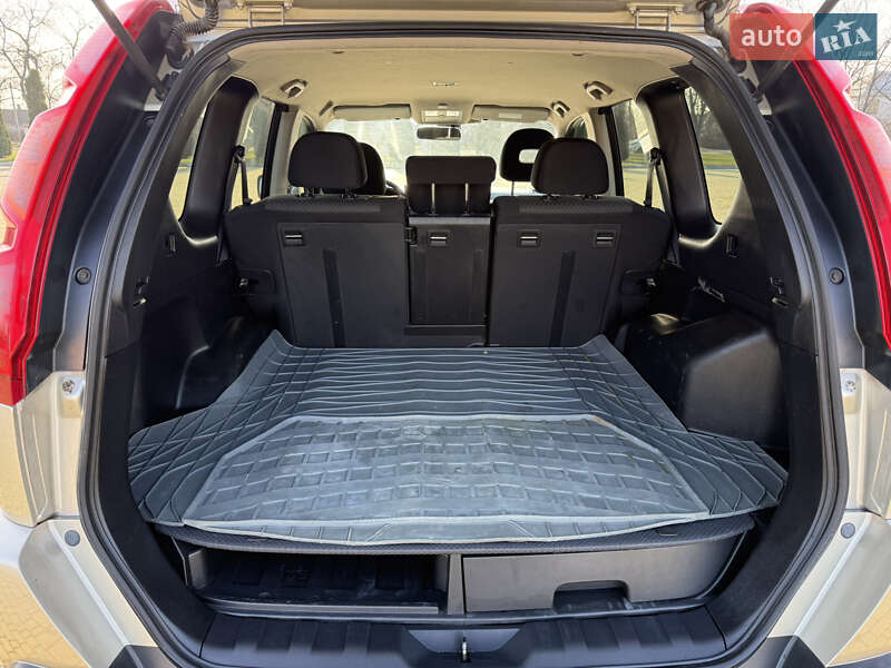 Внедорожник / Кроссовер Nissan X-Trail 2008 в Одессе