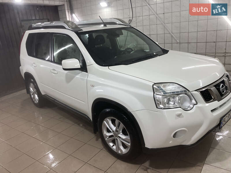 Nissan X-Trail 2011 Nissan X-Trail 2011