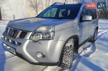 Позашляховик / Кросовер Nissan X-Trail 2011 в Звенигородці