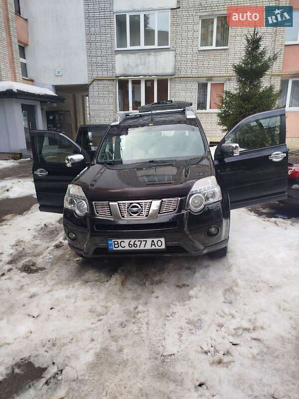 Nissan X-Trail 2011