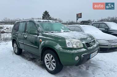 Внедорожник / Кроссовер Nissan X-Trail 2002 в Харькове