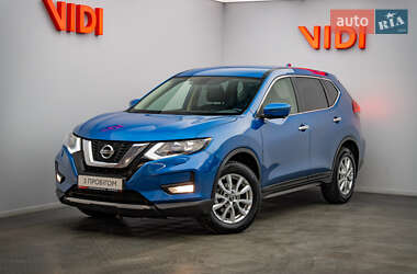Внедорожник / Кроссовер Nissan X-Trail 2017 в Киеве