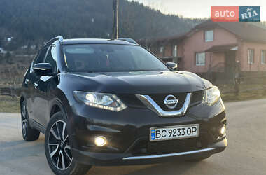 Позашляховик / Кросовер Nissan X-Trail 2015 в Стрию