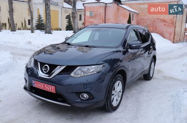 Позашляховик / Кросовер Nissan X-Trail 2017 в Тернополі