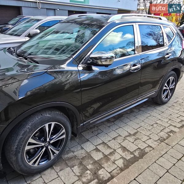 Внедорожник / Кроссовер Nissan X-Trail 2020 в Ивано-Франковске