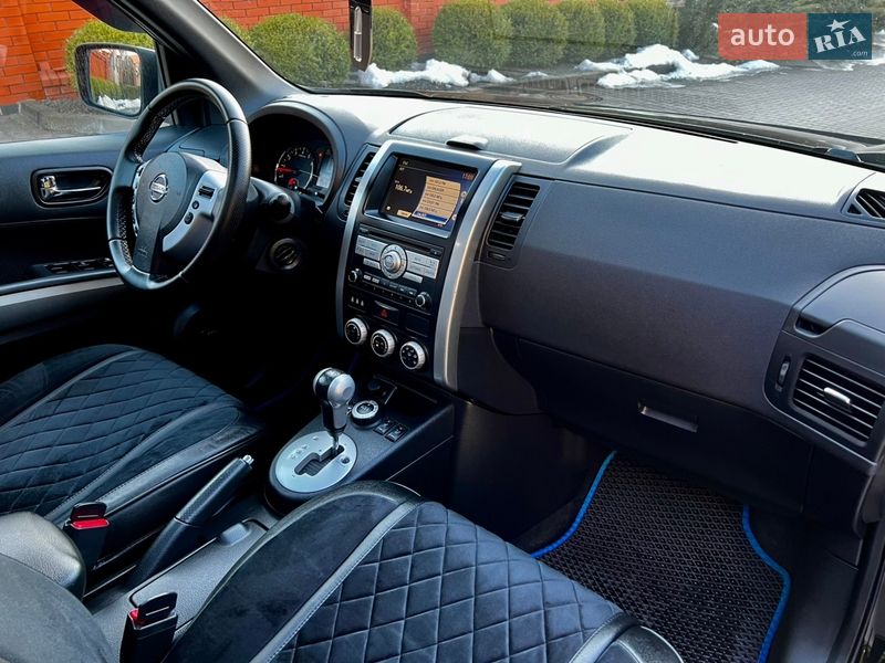 Внедорожник / Кроссовер Nissan X-Trail 2010 в Хмельницком