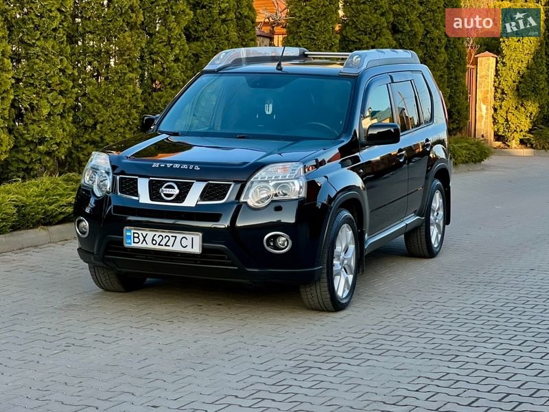 Внедорожник / Кроссовер Nissan X-Trail 2010 в Хмельницком