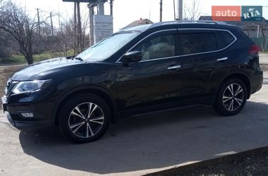 Внедорожник / Кроссовер Nissan X-Trail 2017 в Измаиле