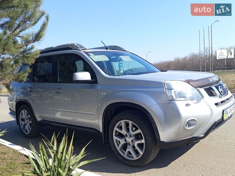 Внедорожник / Кроссовер Nissan X-Trail 2012 в Ровно