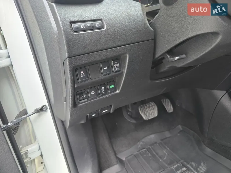 Nissan X-Trail 2018 VIN JN1TCAT32U0122181 фото оголошення 15 з 113