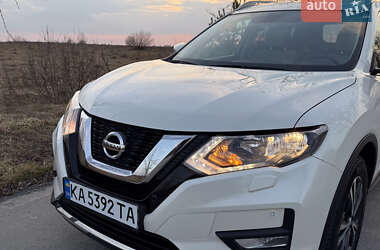 Внедорожник / Кроссовер Nissan X-Trail 2019 в Киеве