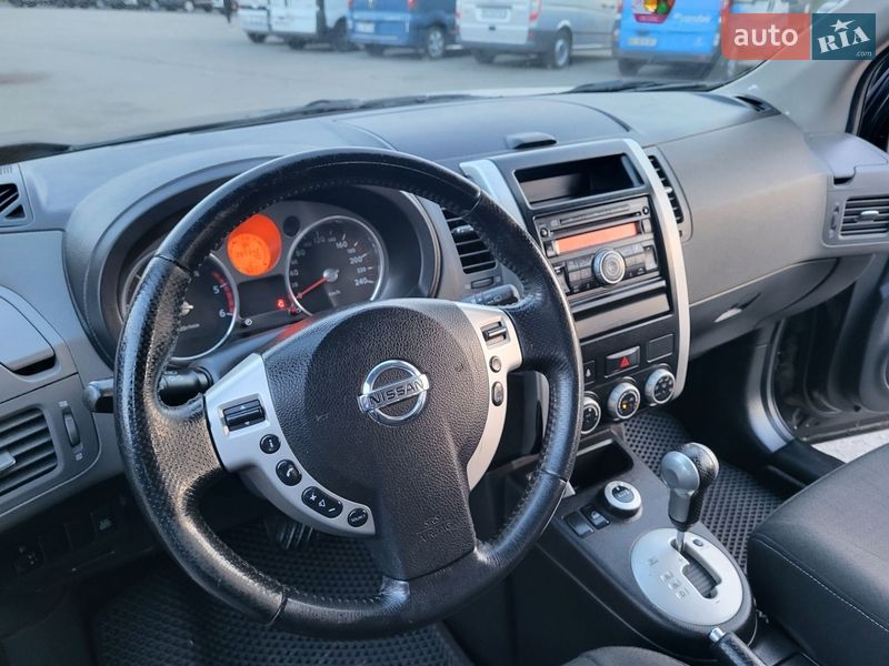 Внедорожник / Кроссовер Nissan X-Trail 2008 в Хмельницком