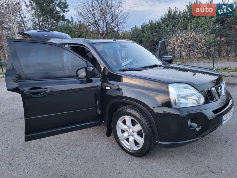 Внедорожник / Кроссовер Nissan X-Trail 2008 в Хмельницком