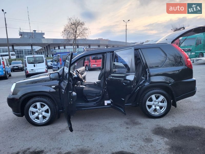 Внедорожник / Кроссовер Nissan X-Trail 2008 в Хмельницком