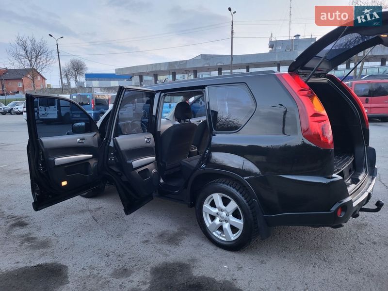 Внедорожник / Кроссовер Nissan X-Trail 2008 в Хмельницком