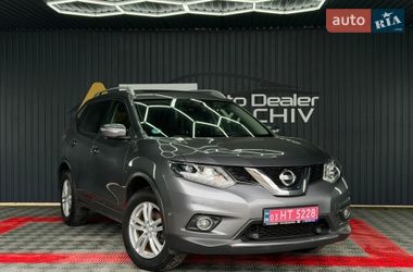Внедорожник / Кроссовер Nissan X-Trail 2016 в Тячеве